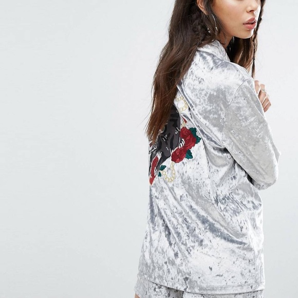 JADED LONDON Crushed Velvet Button Down Shirt Blouse Embroidered Panther Silver - Picture 3 of 14